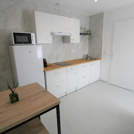 Maisonnette Renovee 2/3 Pers, Deco Soignee, 750m Plage, Jardin Commun, Emplacement Voiture - Fr-1-22-348 La Tranche-sur-Mer