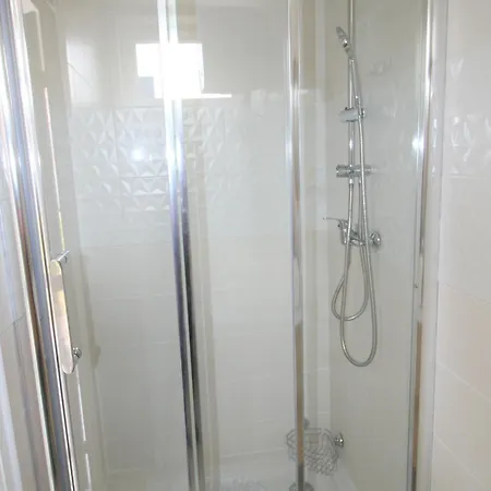 Maisonnette Renovee 2/3 Pers, Deco Soignee, 750m Plage, Jardin Commun, Emplacement Voiture - Fr-1-22-348 Prázdninový dům *