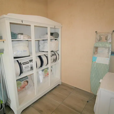 Maisonnette Renovee 2/3 Pers, Deco Soignee, 750m Plage, Jardin Commun, Emplacement Voiture - Fr-1-22-348